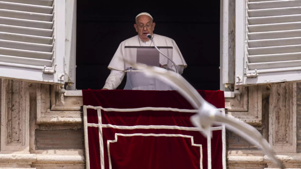 Pope Francis appeals for urgent humanitarian aid for Gaza and backs cease-fire proposals – Times of India