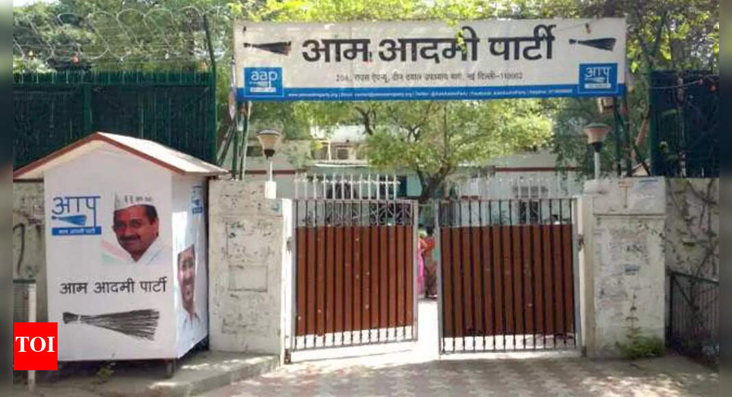 Supreme Court gives more time to AAP to vacate its Delhi office ...