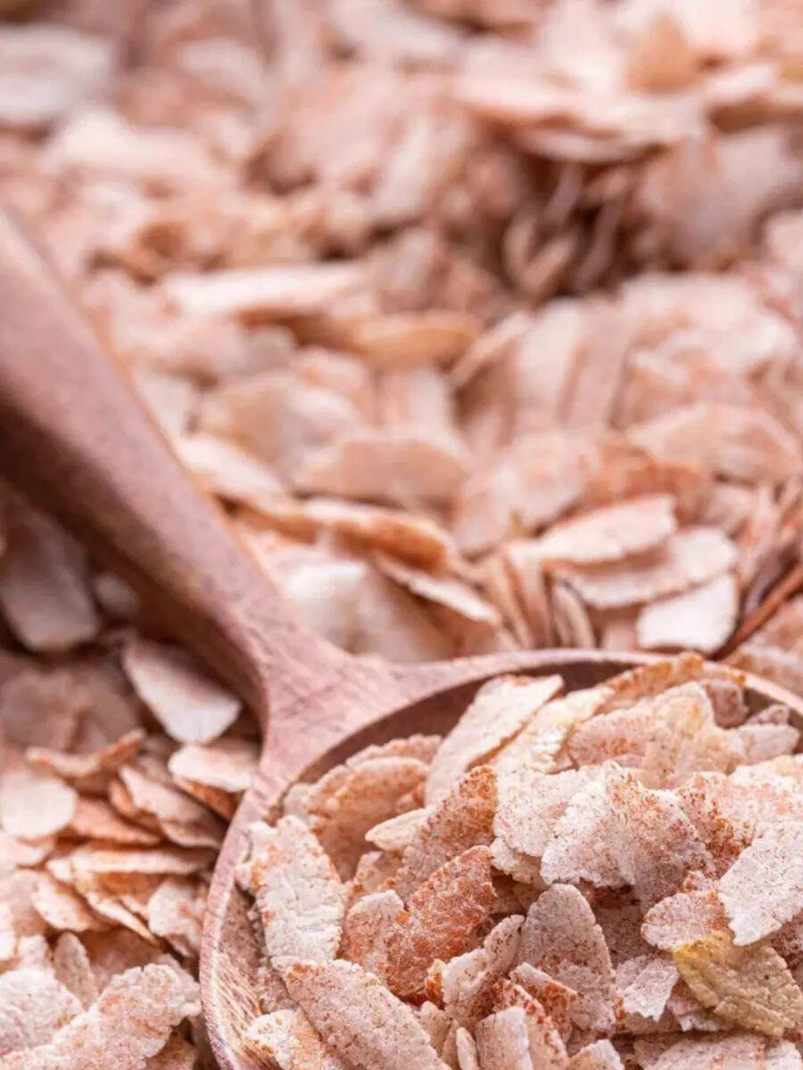  10 நிமிடங்களில் சமைக்காமல் சாப்பிடக்கூடிய சிவப்பு அவலில் இவ்வளவு நன்மைகள் இருக்கு! 