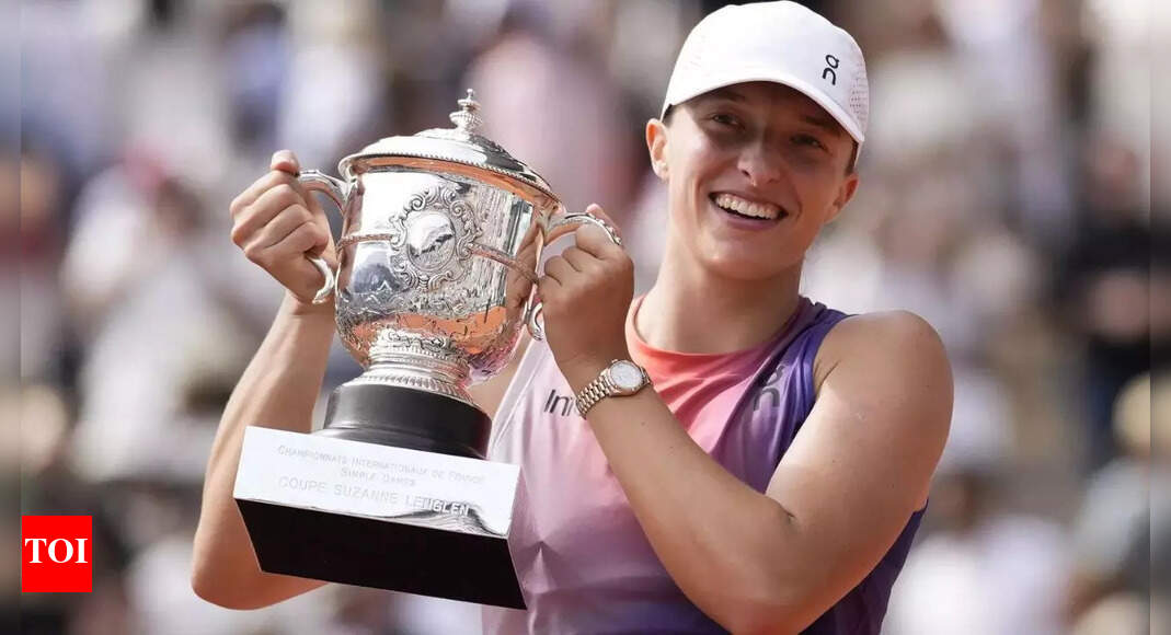 Iga Swiatek cements her position as the world's number one female