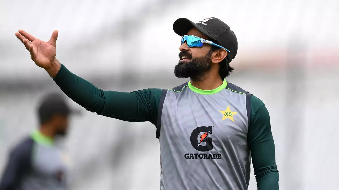 ‘PCB made deal with players who have ruined Pakistan’s cricket’: Mohammad Hafeez’s startling revelation – Times of India