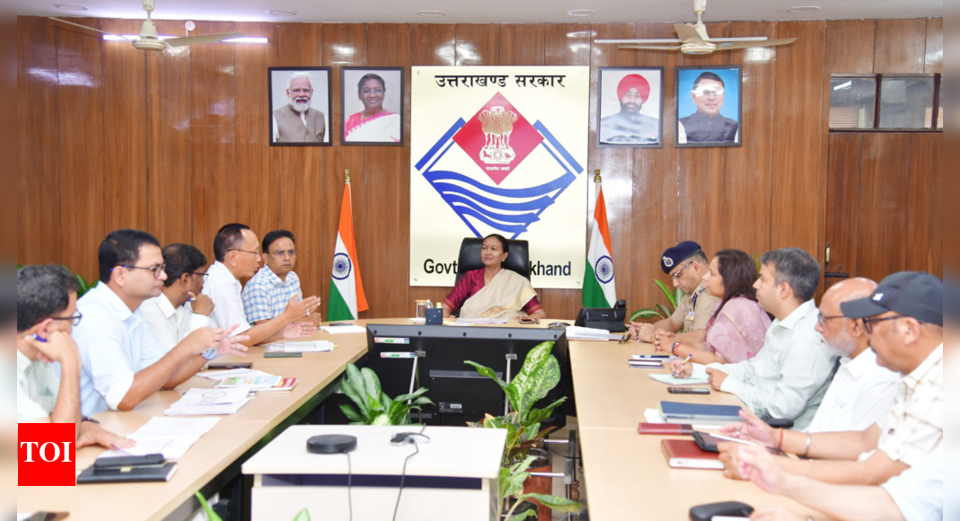 Chief secretary Raturi calls for strict traffic rules compliance ...