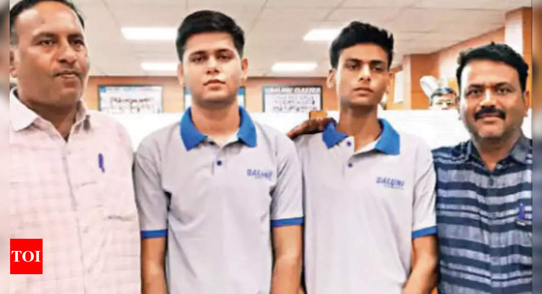 House painters’ sons clear JEE(A) with flying colours