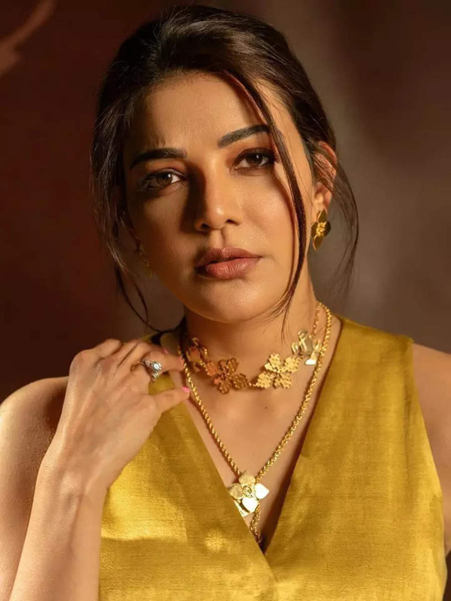 Kajal Aggarwal shines in golden attire, proving her fashion expertise ...