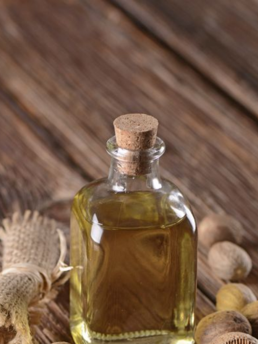 Neelbrigandi Oil How to make Kerala's famous Neelbrigandi oil for