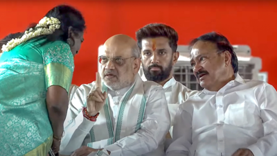 Video showing Shah wagging finger at Tamil Nadu BJP neta goes viral ...