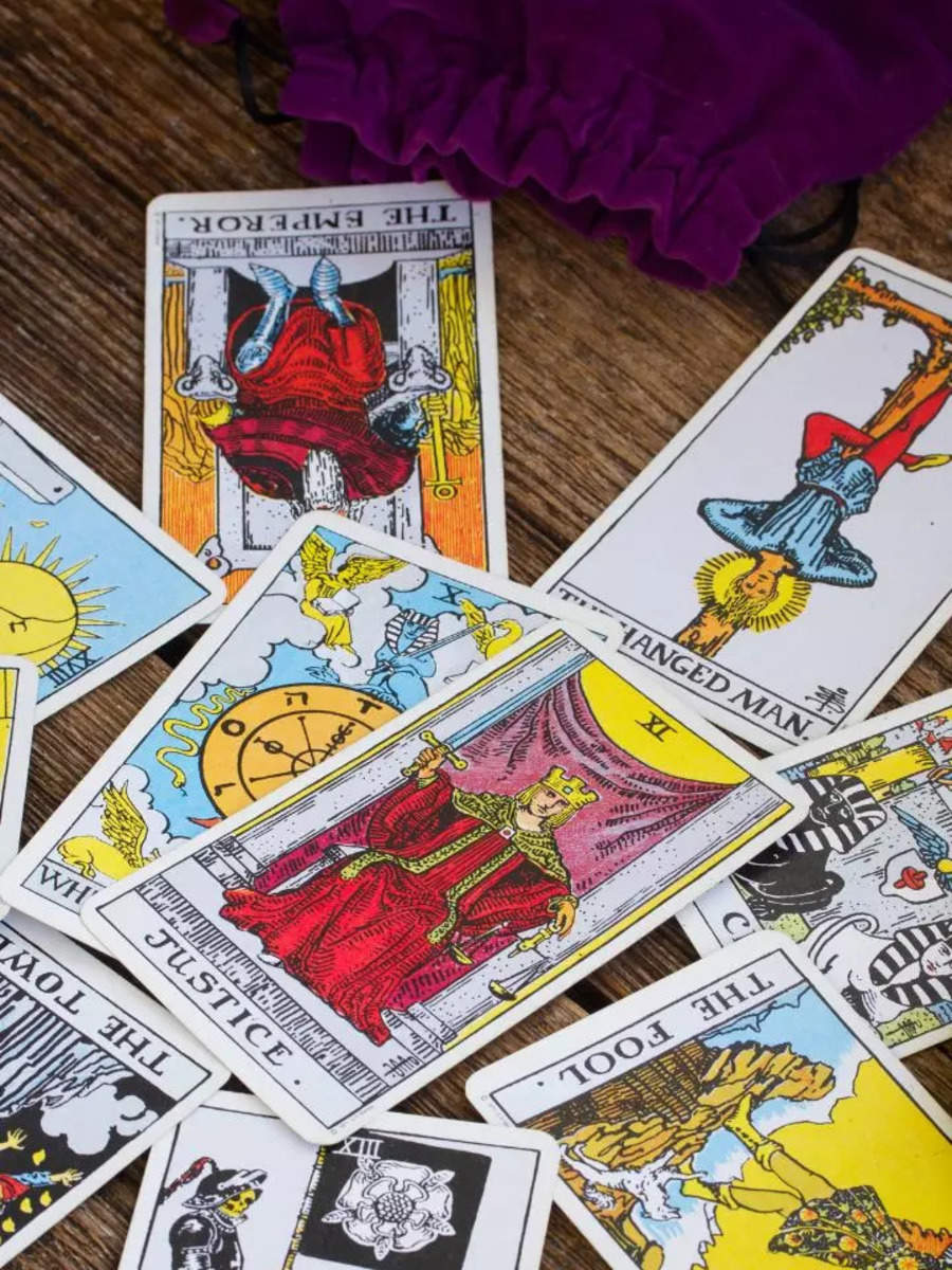 Tarot Card Predictions for All Zodiac Signs for June 15, 2024 | Times Now