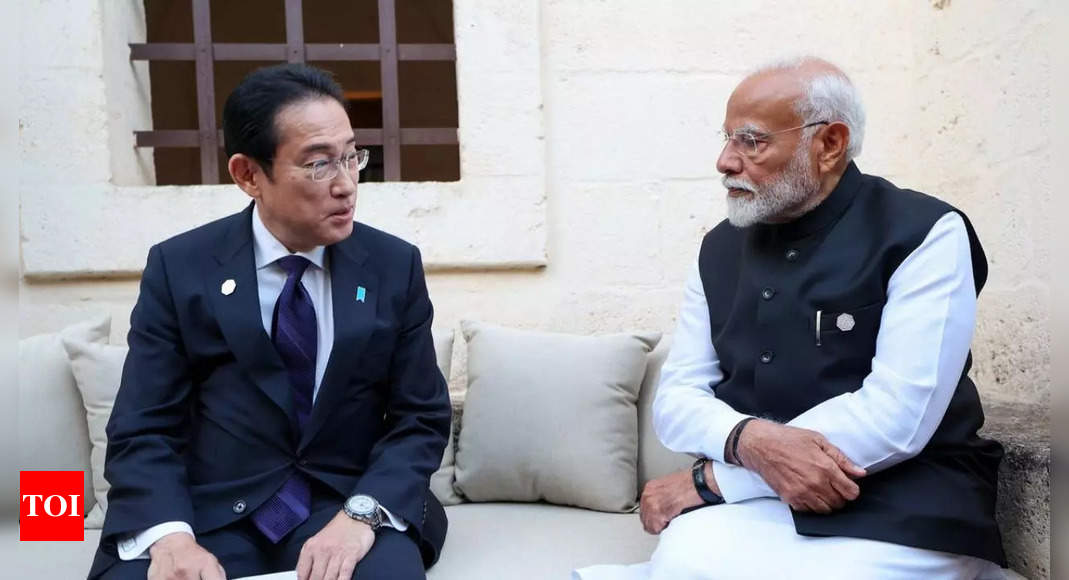 PM Modi, Japanese PM pledge to speed up bullet train project