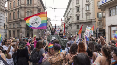 Rome LGBTQ+ Pride parade celebrates 30th anniversary, makes fun of Pope Francis comments