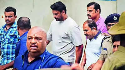 Darshan fan’s lewd messages to Pavithra from fake profile angered her, led to his killing: Cops