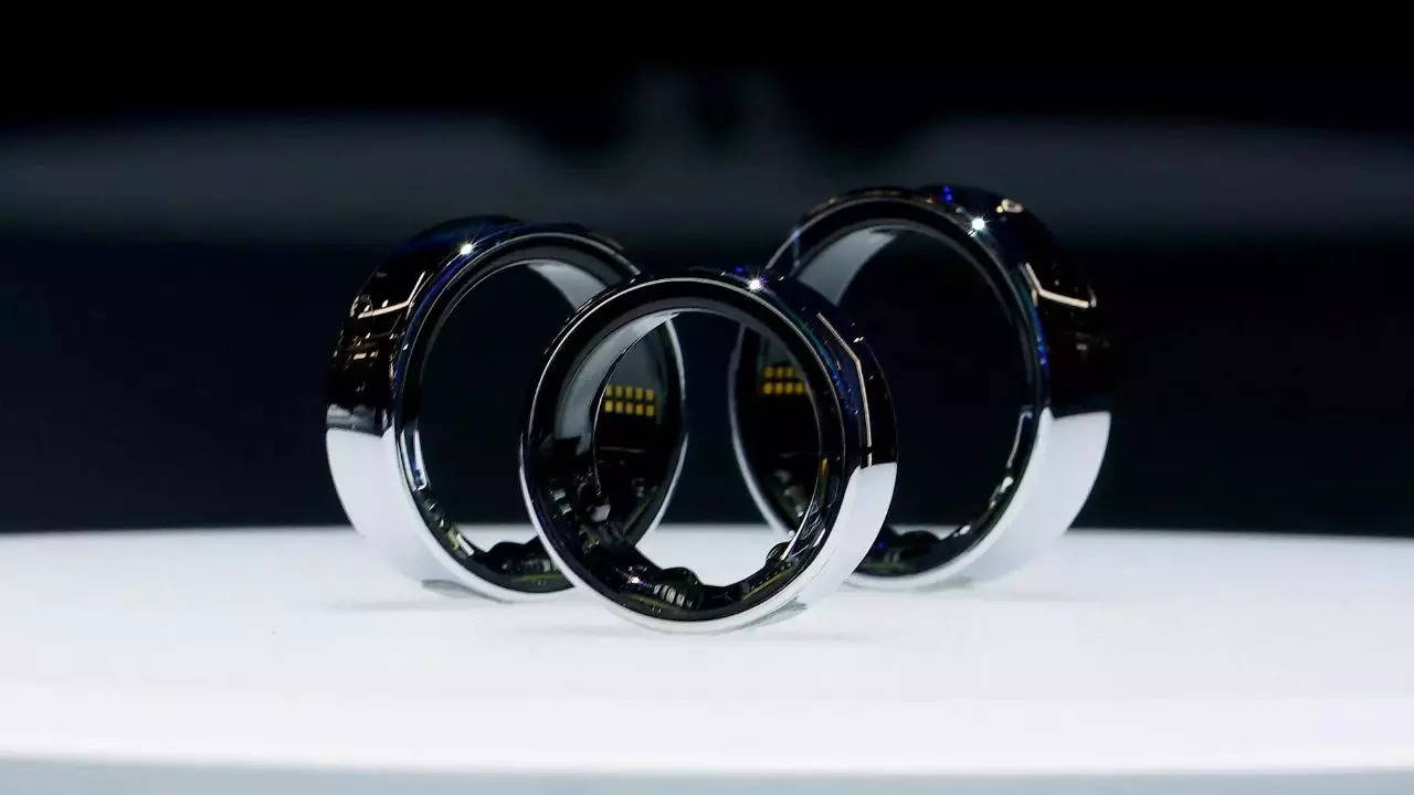 Samsung Galaxy Ring to be bundled with earbuds-style charging case