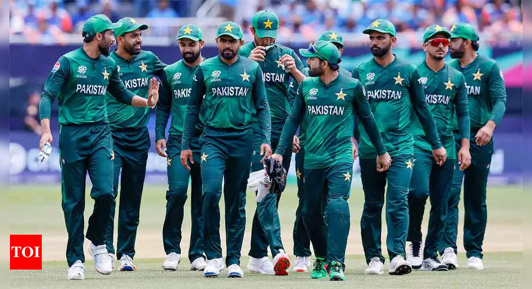 Pakistan cricketers, including Babar Azam, to holiday in London after T20 World Cup debacle: Report | Cricket News – Times of India