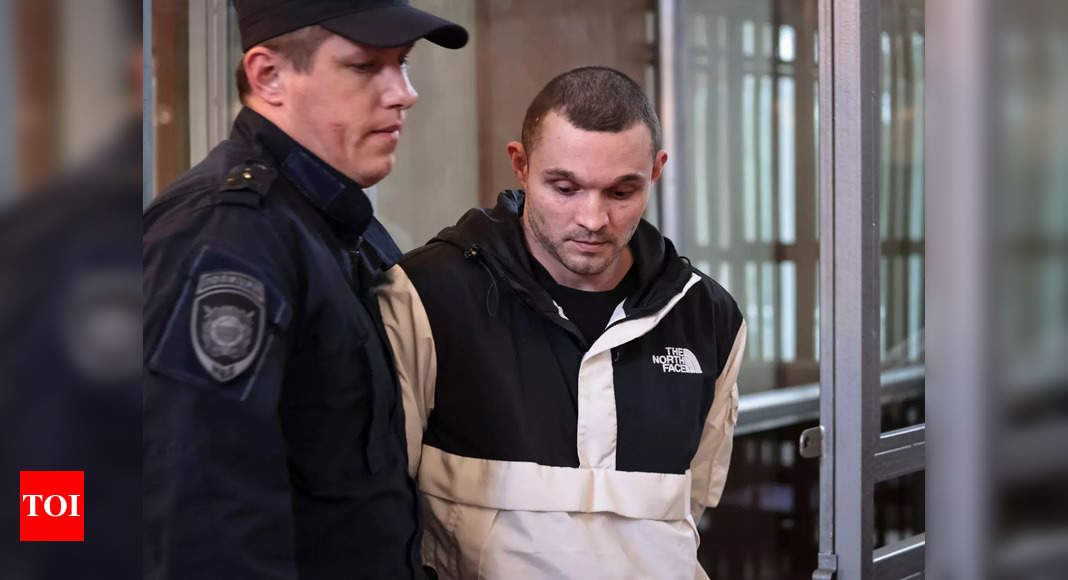 US soldier pleads 'partially' guilty in Russian theft case - Times of India