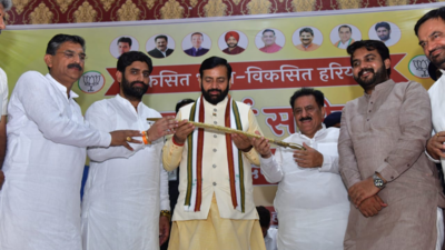 Go door to door to expose lies of Congress, Haryana CM Saini asks