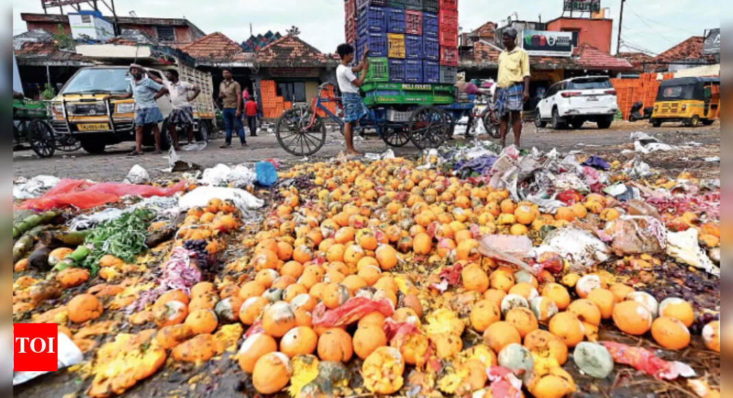 Koyambedu: Garbage in, but not out | Chennai News - Times of India