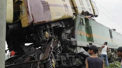 Kanchenjunga Express accident: Passenger files complaint against loco and co-loco pilot of goods train