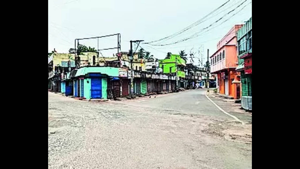 Balasore under curfew after clashes; 10 injured, Net off | Bhubaneswar News  - Times of India