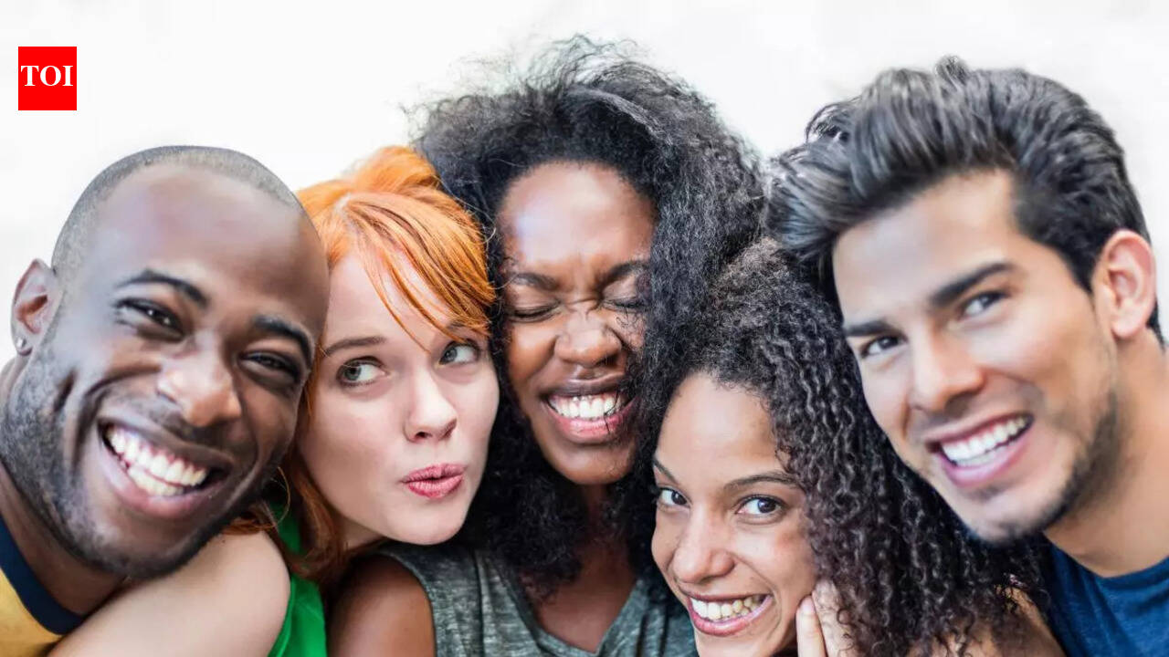 Psychological tricks to make people like you