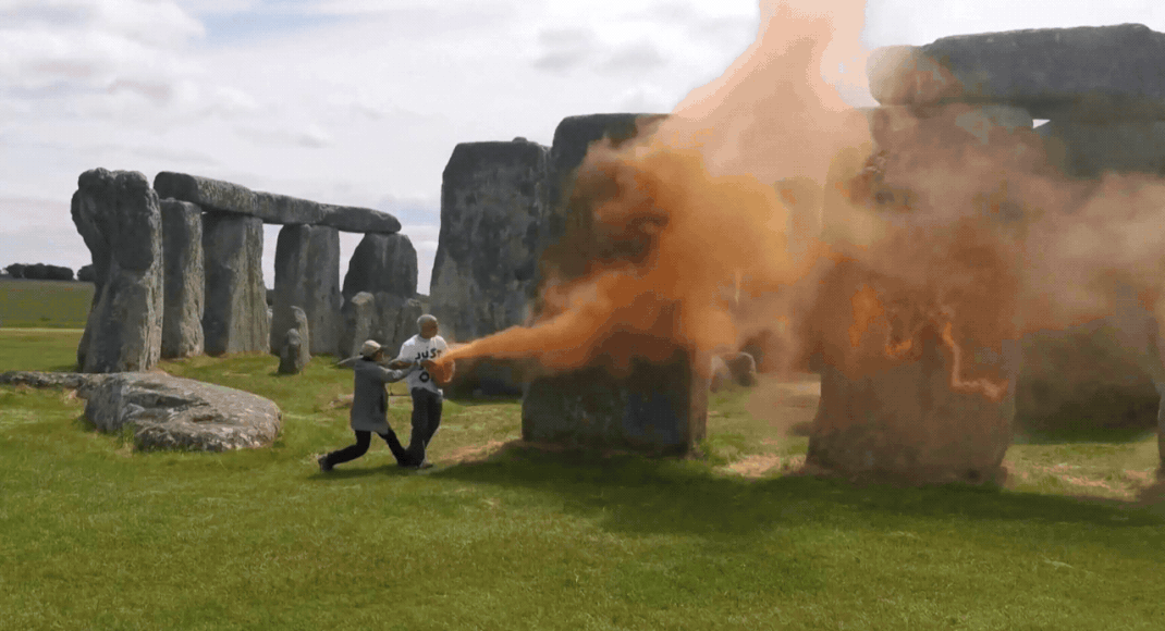 Climate Activists Vandalize Stonehenge with Orange Powder Paint, Demanding Fossil Fuel Phase-Out by 2030