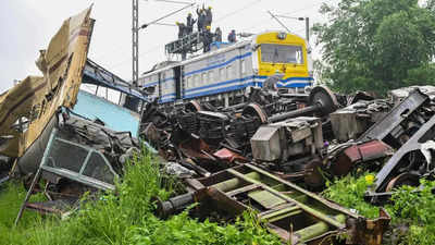 Flagged high speed of goods train, gateman deposes before probe panel