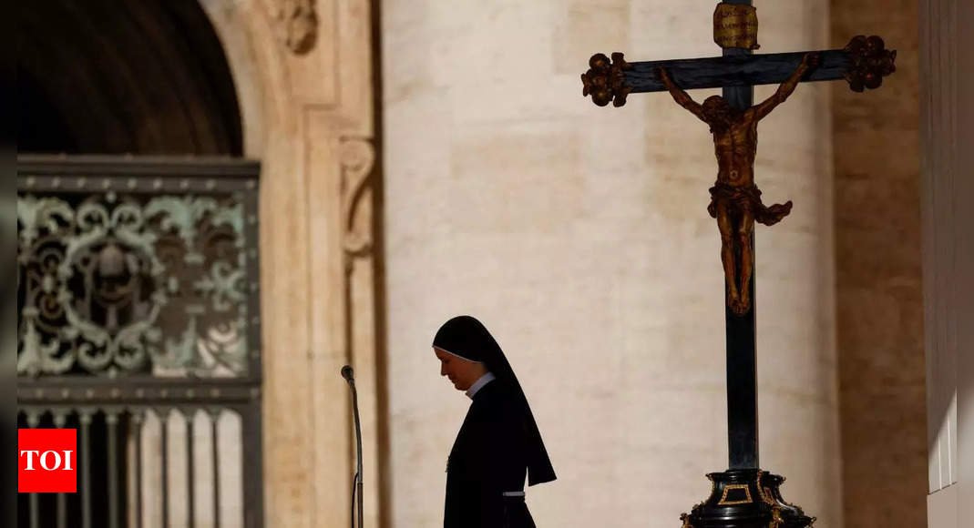 Rebel Spanish Nuns Declare Schism With Vatican Over Property Deal Times Of India 