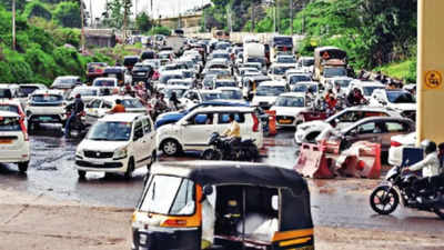 Pune: Khadki underpass has become nightmare for commuters, bottleneck causes endless snarls for thousands daily