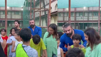 Sohail Khan and Seema Sajdeh re-unite post their divorce for son Yohan's birthday, AbRam Khan, Amrita Arora's son among others join in - WATCH