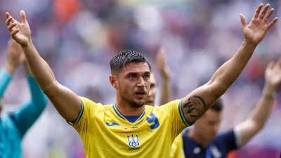 Roman Yaremchuk's late goal helps Ukraine beat Slovakia 2-1 at Euro 2024
