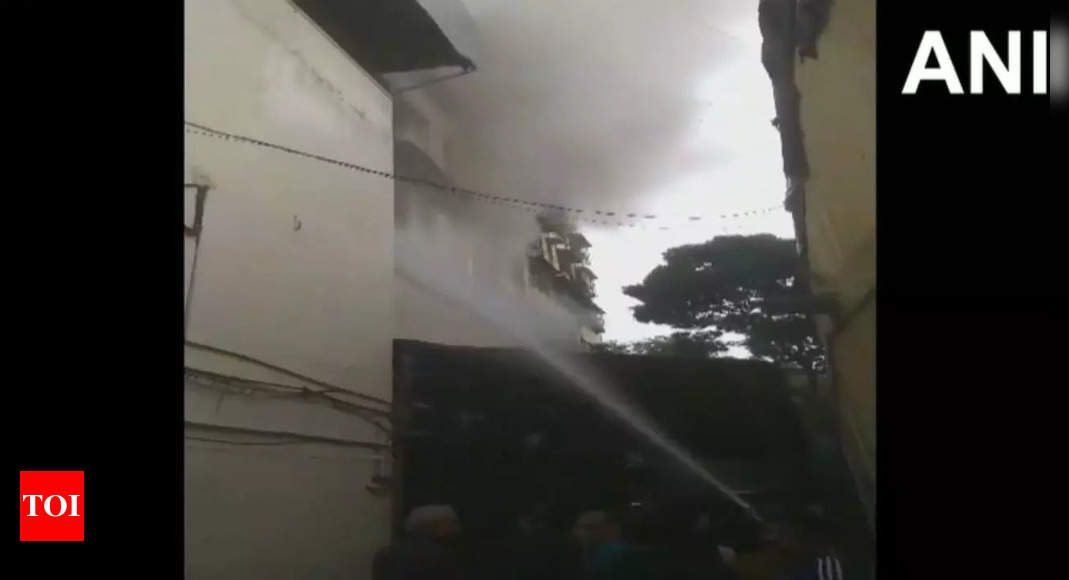 fire breaks out in Thane's Arjun Tower