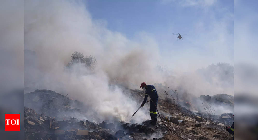 Greek wildfire burns for second day as country remains on alert – Times of India