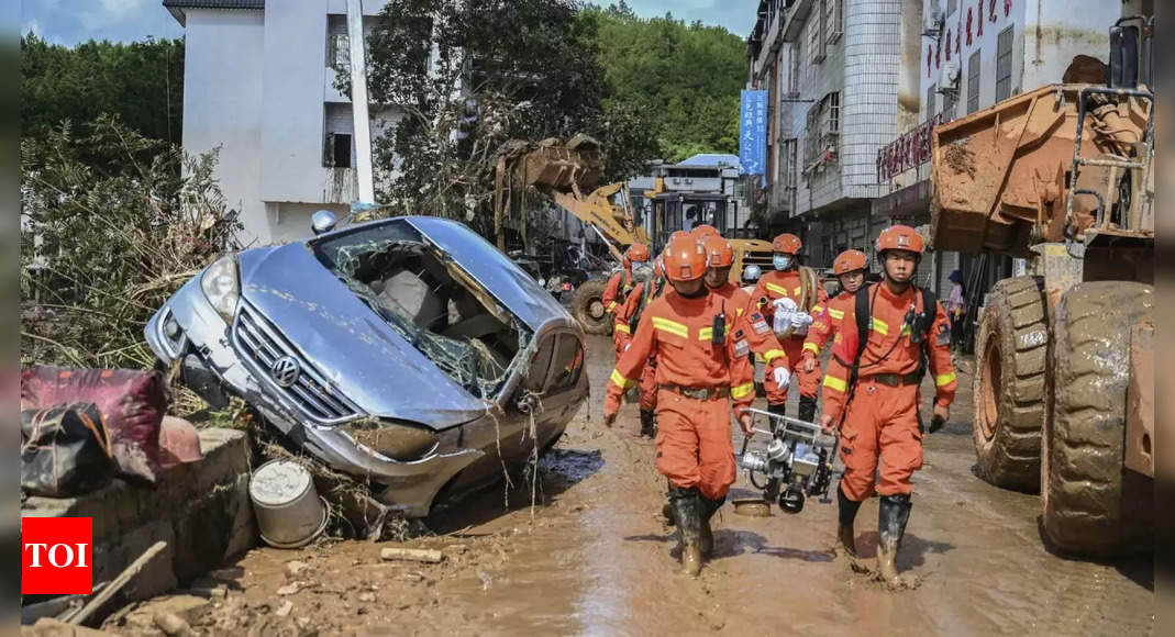 6 members of family found dead in landslide in China, severe weather warning extended – Times of India