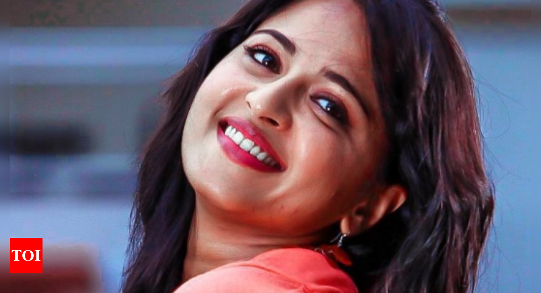 ‘Baahubali’ actor Anushka Shetty suffering from a rare ‘laughing disease’? Here’s all about it – Times of India