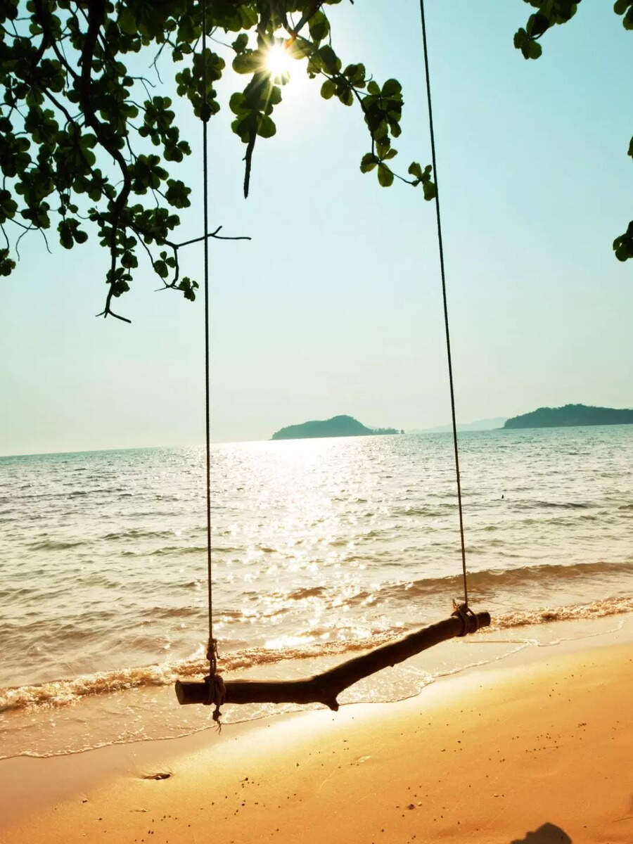  பீச் ட்ரிப் செல்லும்போது பேக் செய்ய வேண்டிய 8 முக்கிய விஷயங்கள் 