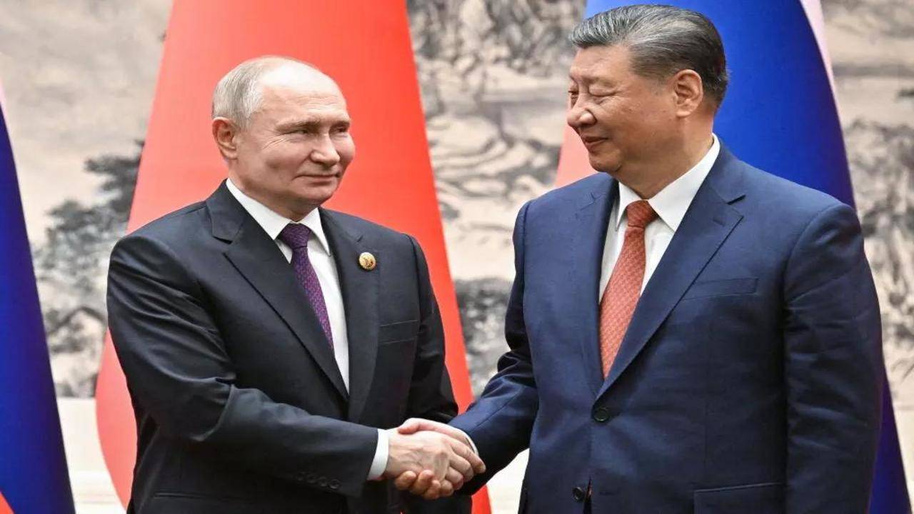 Xi dan Putin meraih kemenangan seiring semakin banyaknya pemimpin Asia yang berupaya bergabung dengan BRICS