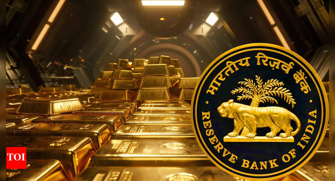 RBI’s overseas gold reserves drop to 6-year low! Share of gold held at home goes up to 53% – Times of India
