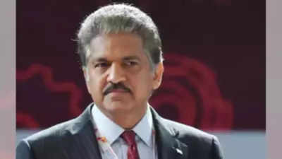 Watch: Anand Mahindra praises viral hands-free umbrella hack