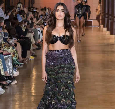 Janhvi Kapoor makes a memorable debut at Paris Haute Couture Week