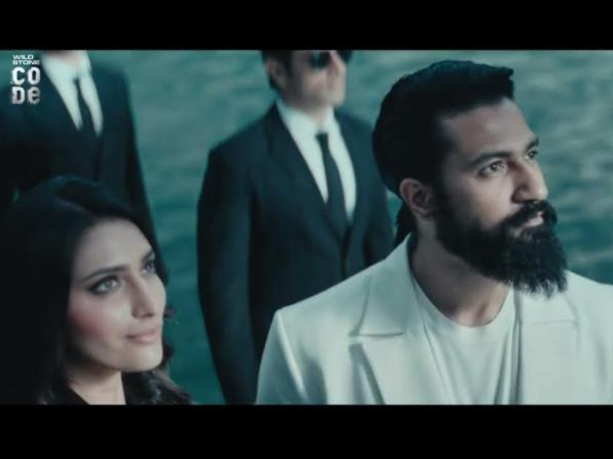 Vicky Kaushal turns up the heat in sensational new ad with Shreya ...