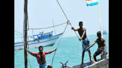 Sri Lankan navy detains ten Indian fishermen; sailor dies