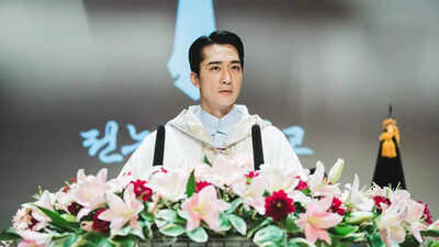Song Seung Heon goes undercover to expose sinister cult in 'The Player 2: Master Of Swindlers'