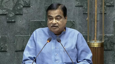 No justification to charge toll if roads are in disrepair: Nitin Gadkari
