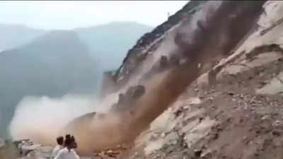 Flash floods, landslide wreak havoc in Himachal Pradesh, block highway