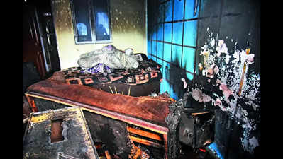 Short-circuit: Fire at house in Dwarka kills couple, 2 sons
