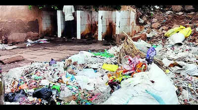 Unhygienic public toilets across Hubballi pose threat to public health