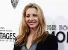 Lisa Kudrow is rewatching Friends after Matthew Perry's death: 'Celebrating how hilarious he was'