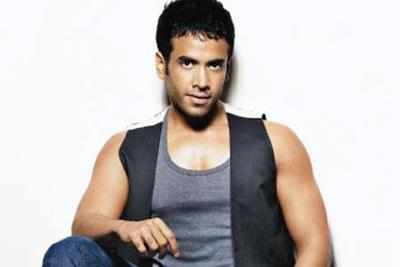 I love going to exotic hotels and spas: Tusshar Kapoor