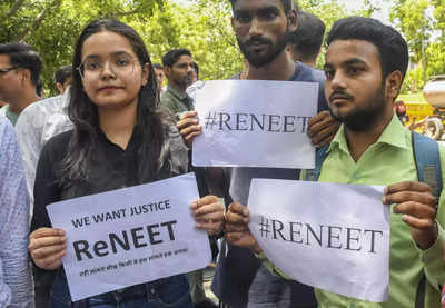 Watch: NSUI members lock NTA office in Delhi amid protest over NEET-NET paper leaks row