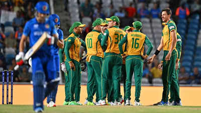 Andy Flower says pitch for T20 World Cup semifinal between South Africa and Afghanistan was 'dangerous'