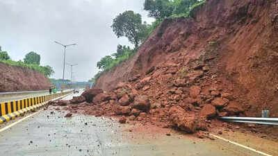 Landslide on Bicholim-Vasco road spurs inquiry demand