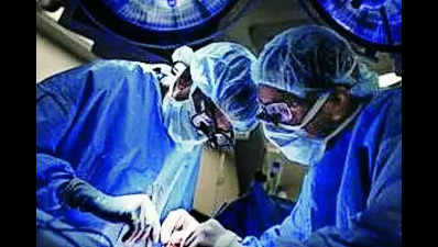2kg tumour removed from 16-yr-old’s thigh in Delhi's Ganga Ram Hospital